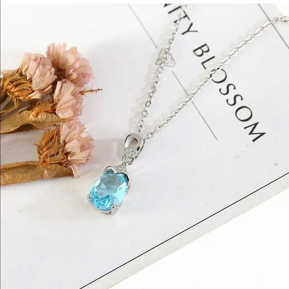 *Silver Blue Topaz Diamond Water Drop Necklace - Picture 3 of 7